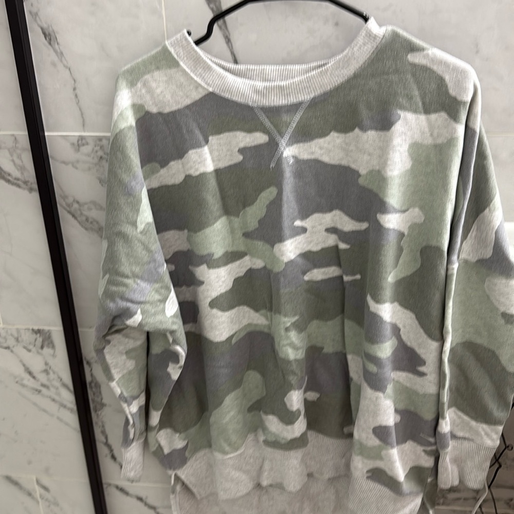 Aerie camo sweatshirt